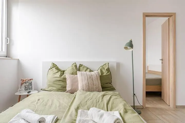 Schoenes Apartment Mit Parkplatz & 24H Checkin 2 location