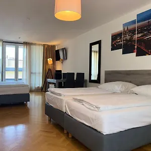 3* Hotel Opera